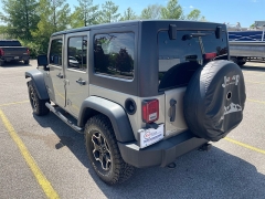 Used 2018 Jeep Wrangler JK Unlimited 4d SUV 4WD Sport at The Car Coach near Frankfort, KY