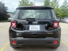 Used 2018 Jeep Renegade 4d SUV 4WD Sport at EZ Car Connection near Frankfort, KY