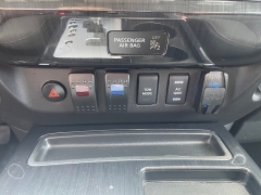 Used 2014 Nissan Titan 4WD Crew Cab SV at EZ Car Connection near Frankfort, KY