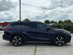 Used 2022 Toyota Highlander XSE AWD at EZ Car Connection near Frankfort, KY