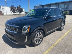 Used 2021 Kia Telluride S AWD at The Car Coach near Frankfort, KY