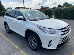 Used 2019 Toyota Highlander 4d SUV AWD XLE at The Car Coach near Frankfort, KY