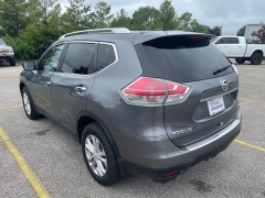 Used 2015 Nissan Rogue 4d SUV AWD SV at The Car Coach near Frankfort, KY