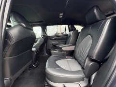 Used 2022 Toyota Highlander XSE AWD at EZ Car Connection near Frankfort, KY