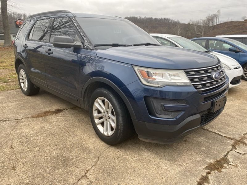 Used 2017  Ford Explorer 4d SUV FWD Ecoboost at My Town Truck and RV near South Point, OH