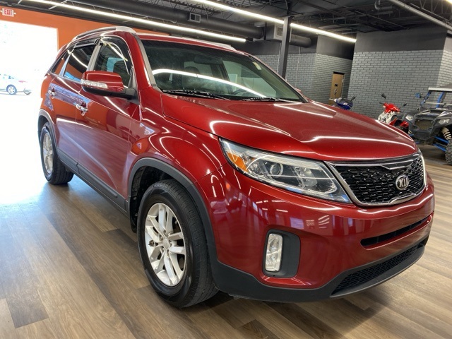 Used 2014  Kia Sorento 4d SUV FWD LX at My Town Truck and RV near South Point, OH