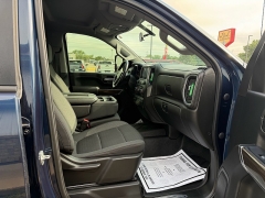 Used 2022  Chevrolet Silverado 2500HD 4WD Crew Cab 159" LT at J & J Autoplex near Garden City&comma; KS