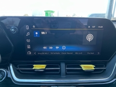 Used 2025  Chevrolet Trax FWD 4dr 2RS at J & J Autoplex near Garden City&comma; KS