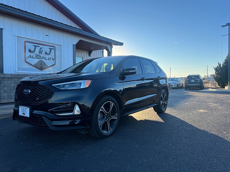 Used 2019  Ford Edge 4d SUV AWD ST at J & J Autoplex near Garden City, KS