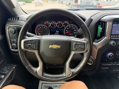 Used 2022  Chevrolet Silverado 2500HD 4WD Crew Cab 159" LT at J & J Autoplex near Garden City&comma; KS