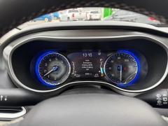 Used 2022  Chrysler Pacifica Touring L FWD at J & J Autoplex near Garden City&comma; KS