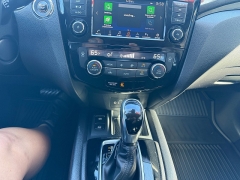 Used 2022  Nissan Rogue Sport AWD SL at J & J Autoplex near Garden City&comma; KS