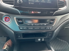 Used 2022  Honda Pilot Sport AWD at J & J Autoplex near Garden City&comma; KS