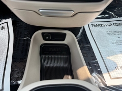 Used 2024  Chrysler Pacifica Touring L FWD at J & J Autoplex near Garden City&comma; KS
