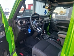 Used 2018  Jeep Wrangler Unlimited 4d SUV 4WD Rubicon at J & J Autoplex near Garden City, KS