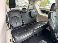 Used 2023  Chrysler Pacifica Touring L FWD at J & J Autoplex near Garden City&comma; KS