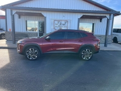 Used 2025  Chevrolet Trax FWD 4dr 2RS at J & J Autoplex near Garden City&comma; KS