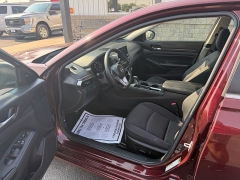 Used 2025  Nissan Altima SV FWD at J & J Autoplex near Garden City&comma; KS