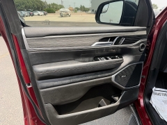 Used 2024  Jeep Wagoneer Series III 4x4 at J & J Autoplex near Garden City&comma; KS