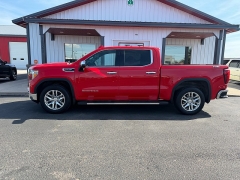 Used 2020  GMC Sierra 1500 4WD Crew Cab 147" SLT at J & J Autoplex near Garden City&comma; KS