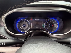 Used 2023  Chrysler Pacifica Touring L FWD at J & J Autoplex near Garden City&comma; KS