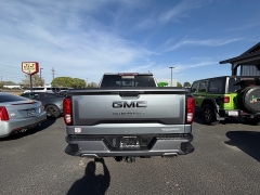 Used 2021  GMC Sierra 1500 4WD Crew Cab 147" Elevation w&sol;3SB at J & J Autoplex near Garden City&comma; KS