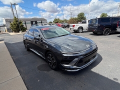 Used 2025  Hyundai Sonata SEL FWD at J & J Autoplex near Garden City&comma; KS