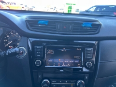 Used 2020  Nissan Rogue FWD SV at J & J Autoplex near Garden City&comma; KS