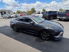 Used 2025  Hyundai Sonata SEL FWD at J & J Autoplex near Garden City&comma; KS