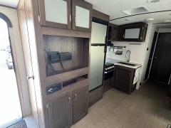 Used 2020  KEYSTONE PASSPORT 3221BH  at J & J Autoplex near Garden City, KS