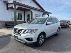 Used 2019 Nissan Pathfinder 4x4 SL at J & J Autoplex near Garden City, KS