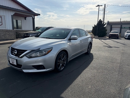 Used 2018 Nissan Altima 4d Sedan 3.5L SL at J & J Autoplex near Garden City, Kansas