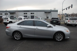 Used 2015  Toyota Camry 4d Sedan XLE V6 at Bulldog Motors near Pasco, WA