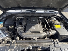 Used 2006  Nissan Frontier 4WD Crew Cab Nismo at Bulldog Motors near Pasco&comma; WA