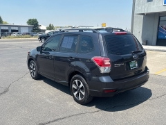 Used 2017  Subaru Forester 4d SUV 2&period;5i CVT at Bulldog Motors near Pasco&comma; WA