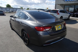 Used 2015 Chrysler 200 4d Sedan Limited I4 at Bulldog Motors near Pasco, WA