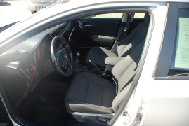 Used 2017 Toyota Corolla iM 5d Hatchback 6spd at Bulldog Motors near Pasco, WA