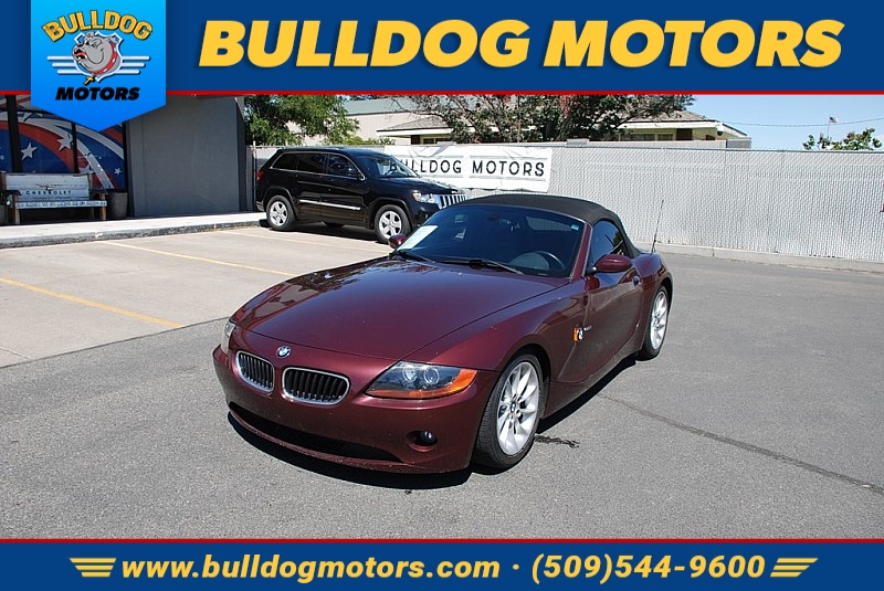 Used 2003  BMW Z4 Z4 2dr Roadster 2.5i at Bulldog Motors near Pasco, WA