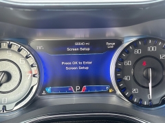 Used 2015  Chrysler 200 4d Sedan S V6 at Bulldog Motors near Pasco&comma; WA