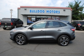 Used 2022 Ford Escape SE AWD at Bulldog Motors near Pasco, WA