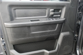 Used 2018  Ram 2500 4WD Crew Cab Tradesman at Bulldog Motors near Pasco&comma; WA