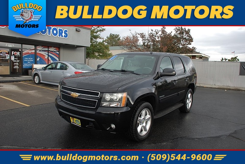 Used 2011  Chevrolet Tahoe 4d SUV 4WD LT at Bulldog Motors near Pasco, WA