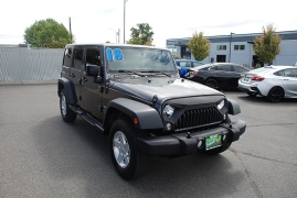 Used 2018 Jeep Wrangler JK Unlimited Sport S 4x4 at Bulldog Motors near Pasco, WA