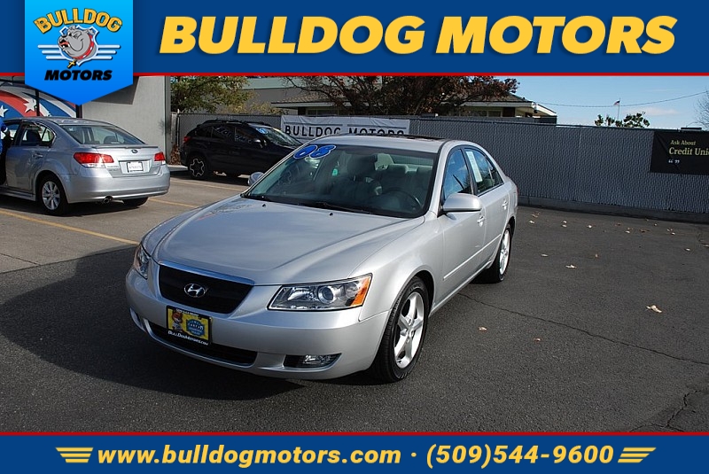 Used 2008  Hyundai Sonata 4d Sedan SE V6 at Bulldog Motors near Pasco, WA