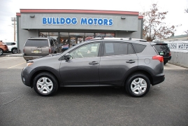 Used 2015  Toyota RAV4 4d SUV AWD LE at Bulldog Motors near Pasco&comma; WA