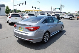 Used 2016 Hyundai Sonata 4d Sedan Limited at Bulldog Motors near Pasco, WA