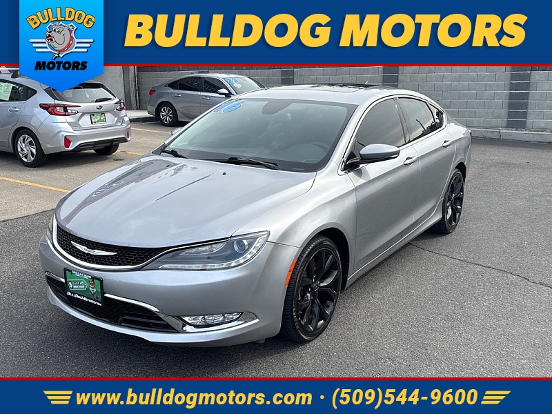 Used 2016  Chrysler 200 4d Sedan C AWD at Bulldog Motors near Pasco&comma; WA