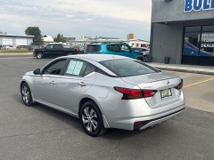 Used 2019  Nissan Altima 4d Sedan AWD 2&period;5L S at Bulldog Motors near Pasco&comma; WA