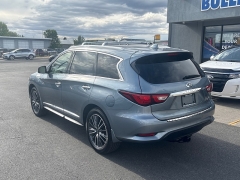 Used 2017  INFINITI QX60 4d SUV AWD at Bulldog Motors near Pasco&comma; WA