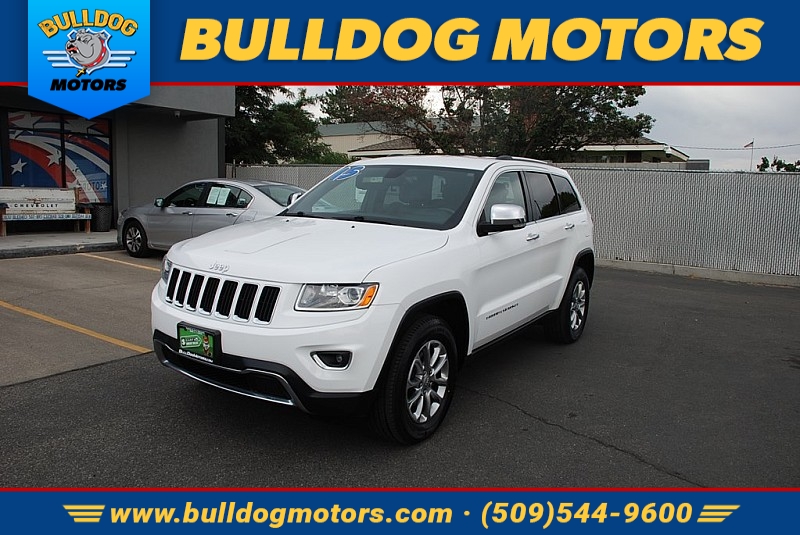 Used 2015  Jeep Grand Cherokee 4d SUV 4WD Limited at Bulldog Motors near Pasco, WA